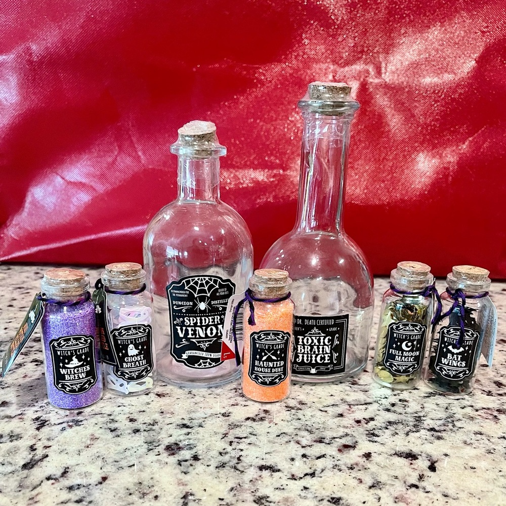 Bullseye’s Playground 2021 Halloween Large & Mini Potion Bottles